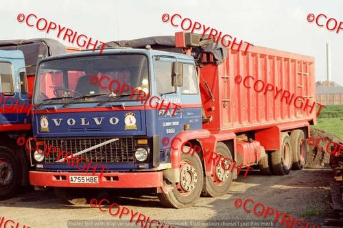 Truck photo j e - e,
