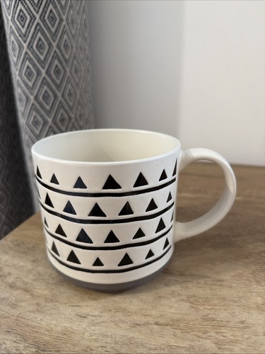 Next mug black - black, print