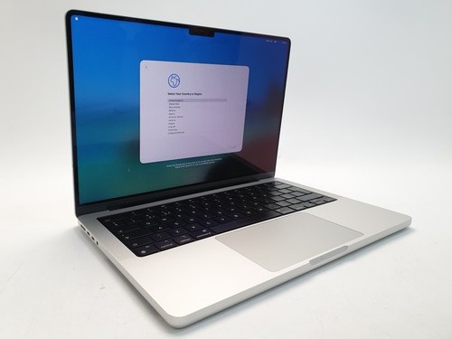 Apple laptop 2021 core - 2021, 8