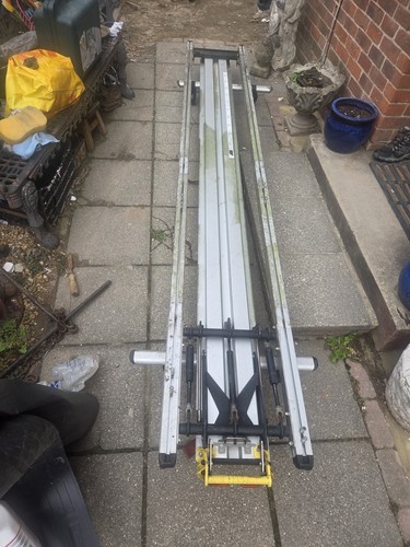 Van roof rack - ladder, loading