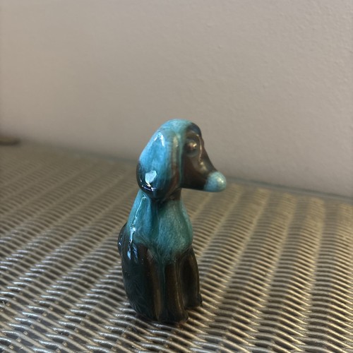 Blue mountain pottery dog - mountain,