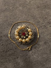 Pearl Broach And Gold Style Bracelet
