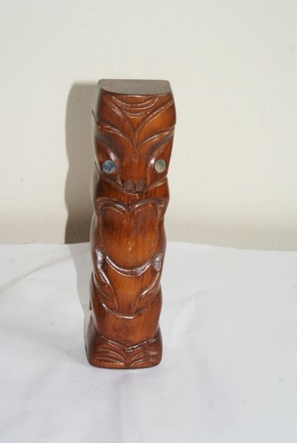 Vintage small wooden carved - vintage,