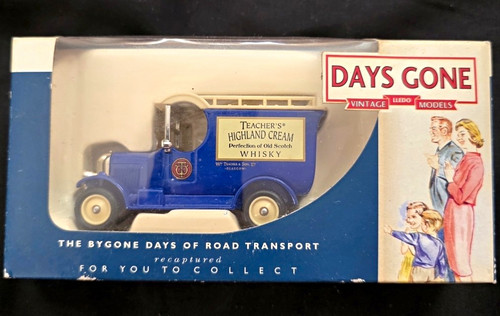 Lledo days gone ford 1934 - gone,