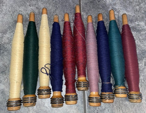 Lot vintage wood textile - of,