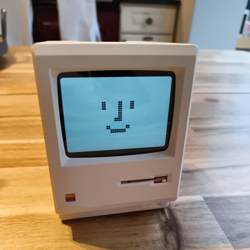 Maclock macintosh alarm clock - maclock,