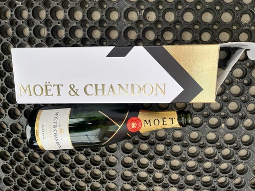 Empty moët chandon 75cl - empty,