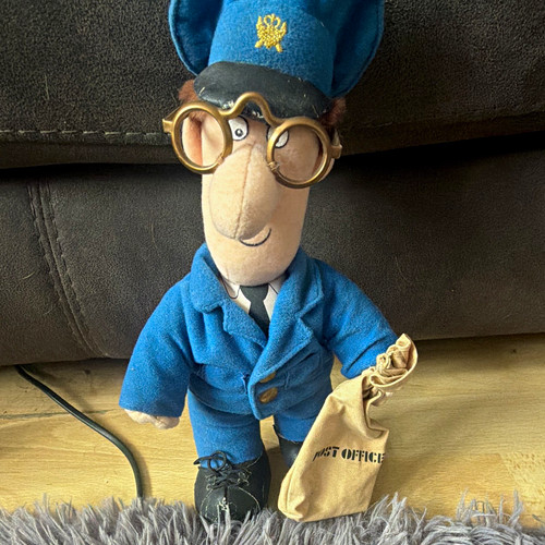 Woodland animations postman - animations,