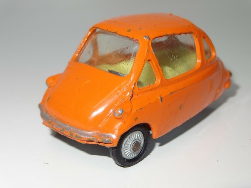 Corgi 233 heinkel bubble car - 233,