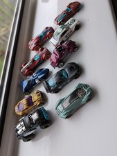 Hotwheels race car bundle - race,