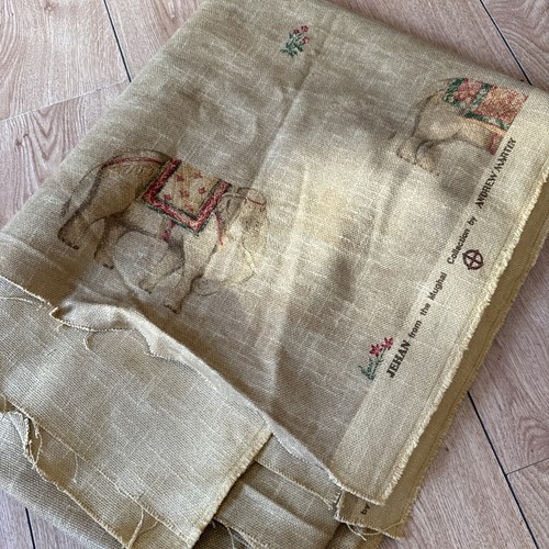 Andrew martin 100 linen - 100%,