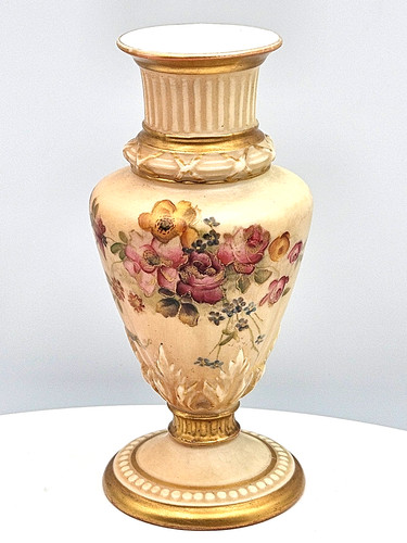 Royal worcester antique blush - royal,