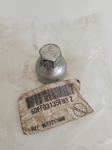 Citroën locking wheel nut - locking,