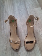 Lotus Sandals size 7