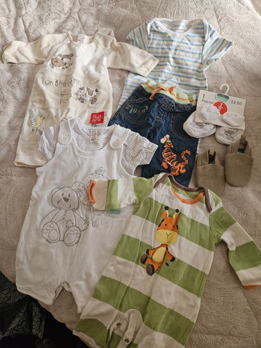 Neutral baby clothes bundle - neutral,