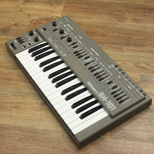 Roland 101 synthesizer - sh-101,