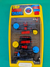 TRIP OVER TRAPS  ELECTRONIC GAME BY TOMY