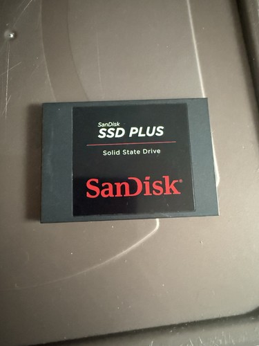 Job lot hard drives ssd - /,