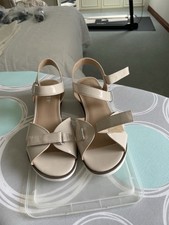 Brand New Hotter Syros Sandals, Cream Patent Leather, Size 5, Standard Width