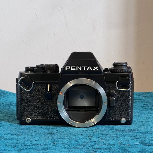 Pentax 35mm slr film camera - lx,