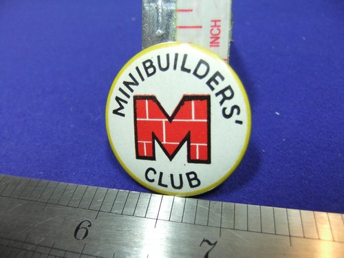 Vtg tin badge - vtg,