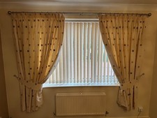LOUNGE CURTAINS - GOOD