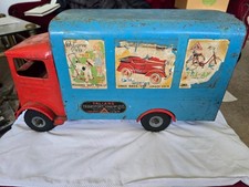 Triang Transport Van – 200