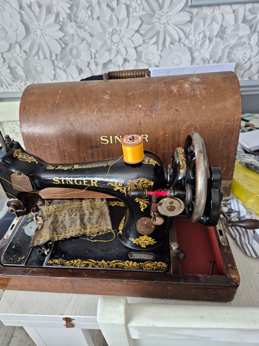 Singer hand crank sewing - singer,