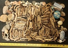  DRIFTWOOD PIECES. Arts &