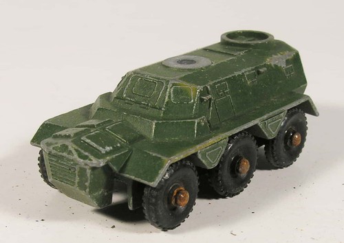 Matchbox saracen personnel - 64,