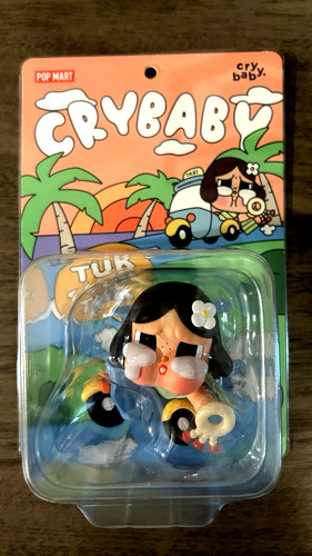 Pop mart crybaby - mart-, car