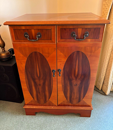Yew wood hifi cabinet - hifi, 2