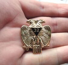 Pre-Owned Freemason Scottish Rite 32nd Degree Eagle Crown Badge