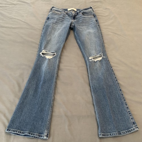 Hollister low rise boot jeans - hollister, low-rise