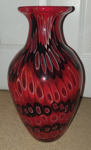 Vintage red black swirled art - red,