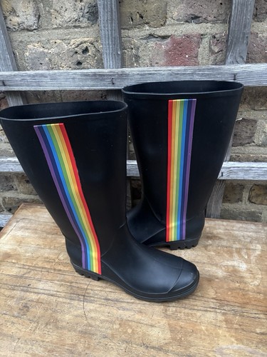 Black rainbow wellington boots - rainbow,