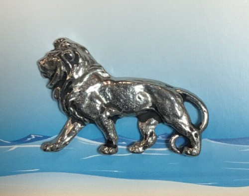 Lion silver pewter pin badge - lion,