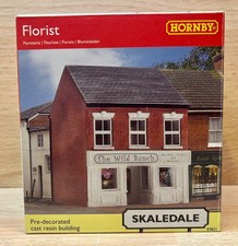 Hornby Skaledale R9831 "Florist" OO Gauge Model Building Boxed.
