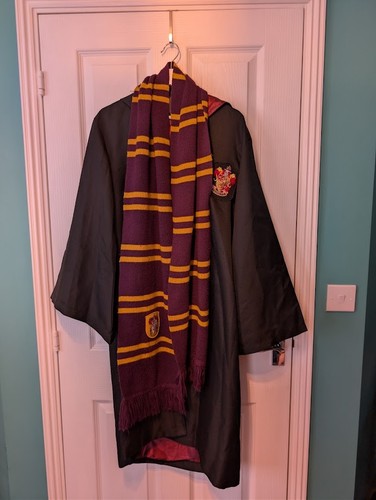 Harry potter gryfindor robe - harry,