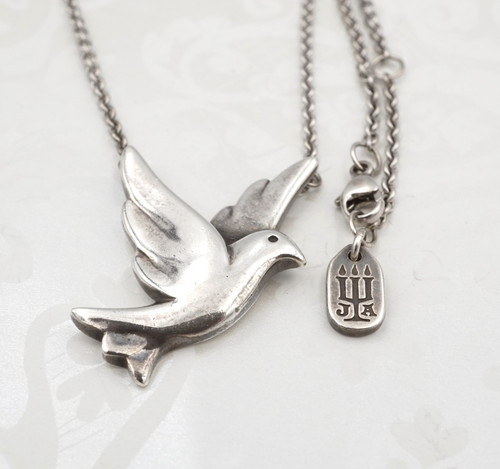 James avery bird flight - in,