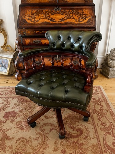 Chesterfield captains swivel - captains,