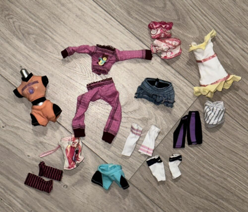 Bratz clothes and accessories - clothes,