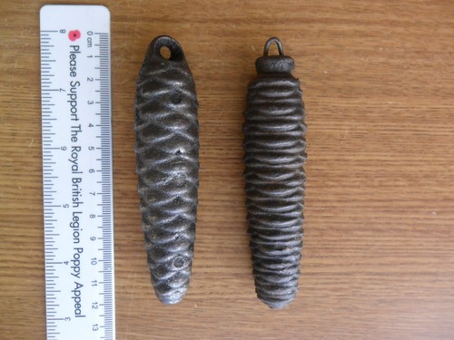 Vintage cast iron - pine, cone