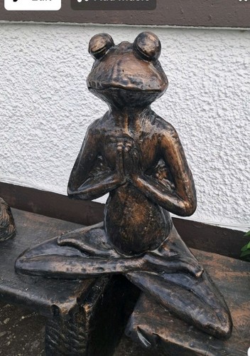 Meditating frog concrete - frog,