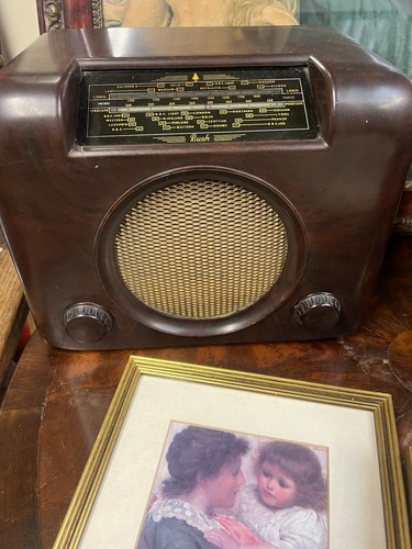 Vintage retro bakelite bush - bakelite,