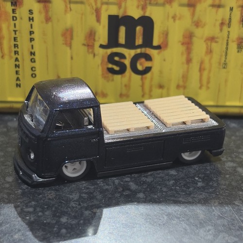 Hot wheels volkswagen - hot, flat