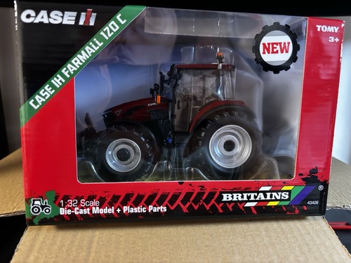 Britains 43428 case farmall - case,
