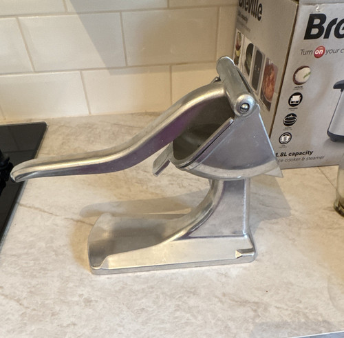 Manual aluminium citrus - aluminium, juicer