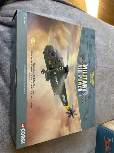 Corgi scale sikorsky - 1:72,