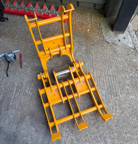 Brand new mini digger finger - brand,
